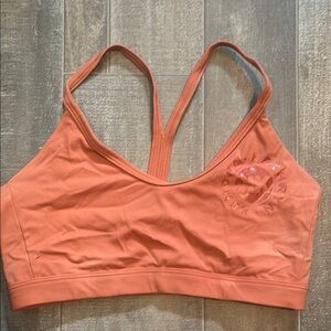 KKFIT x Gymshark sports bra